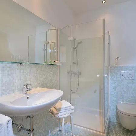 Haus Friederike - Sylvia Brunner *